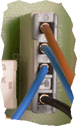 rv ls80t 2 pcb pump plug at pcb.gif